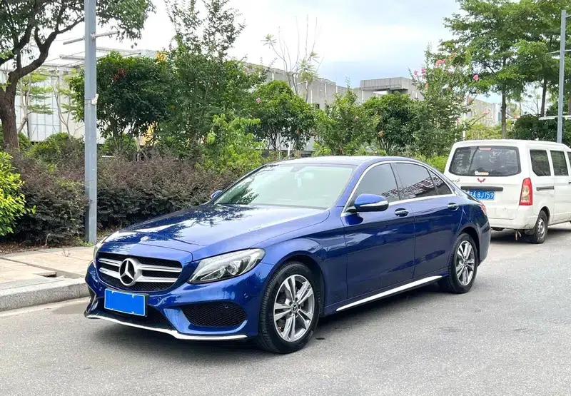 2017 Mercedes-Benz C-Class C 200 L Sport Edition — миниатюра 1