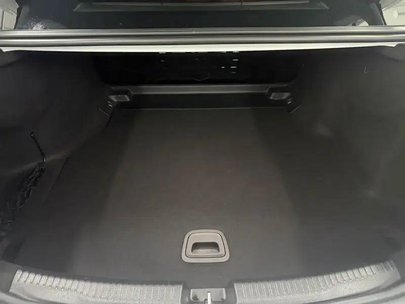 Mercedes-Benz C-Class 2022 Facelift C 200 L Sport Edition — миниатюра 18