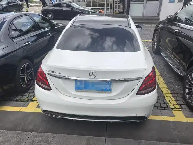 2015 Mercedes-Benz C-Class C 200 L Sport — миниатюра 4
