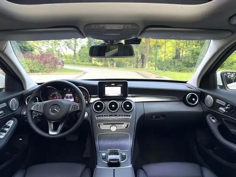 2017 Mercedes-Benz C-Class C 200 L Sport Edition — миниатюра 7
