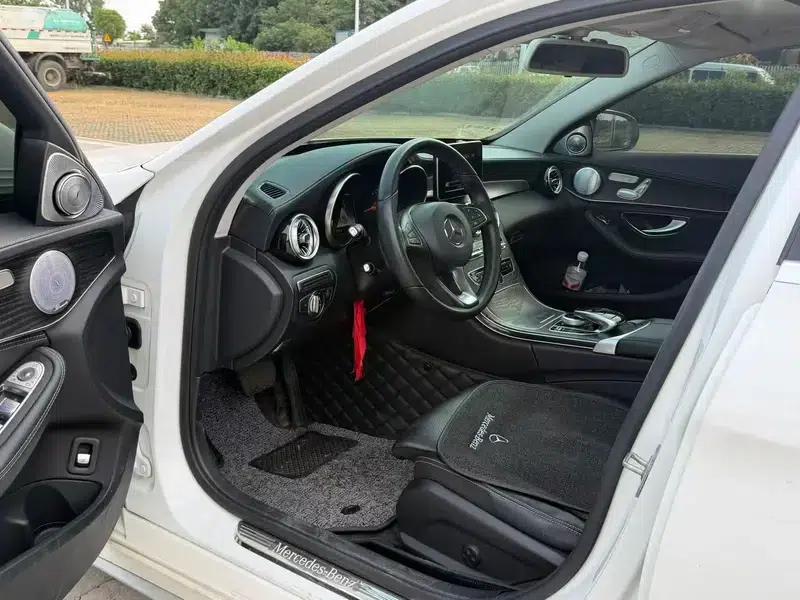 2017 Mercedes-Benz C-Class C 200 L Sport Edition — миниатюра 16