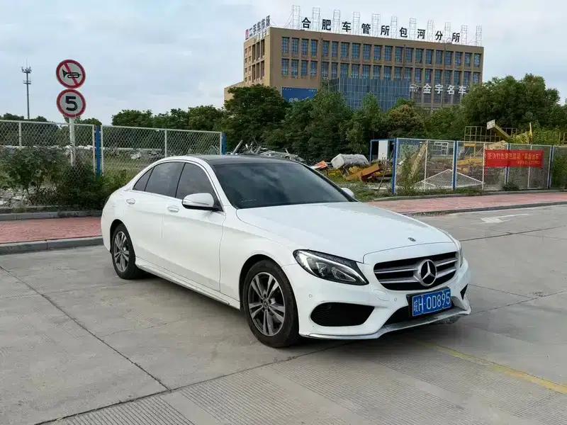 2017 Mercedes-Benz C-Class C 200 L Sport Edition — миниатюра 3
