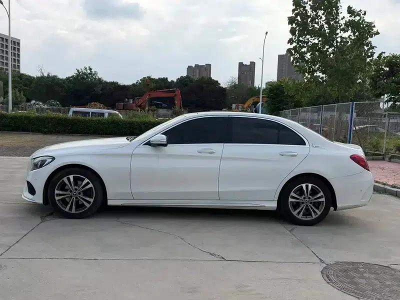 2017 Mercedes-Benz C-Class C 200 L Sport Edition — миниатюра 4