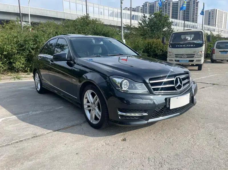 Mercedes-Benz C-Class 2013 C 260 CGI Fashion Model — миниатюра 3