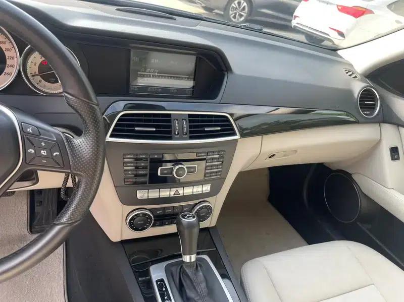 Mercedes-Benz C-Class 2013 C 260 CGI Fashion Model — миниатюра 9