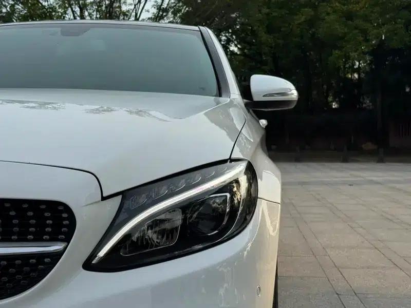 2016 Mercedes-Benz C-Class C 200 L Sport — миниатюра 12