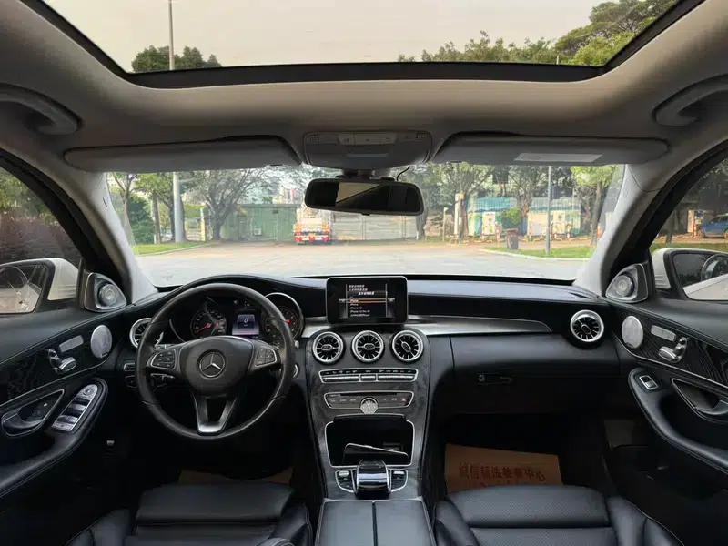 2016 Mercedes-Benz C-Class C 200 L Sport — миниатюра 15