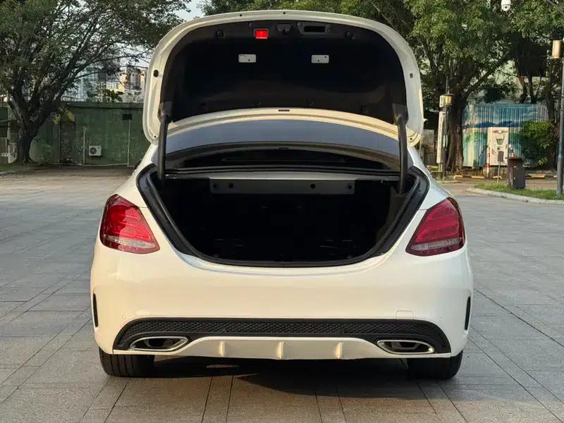 2016 Mercedes-Benz C-Class C 200 L Sport — миниатюра 22