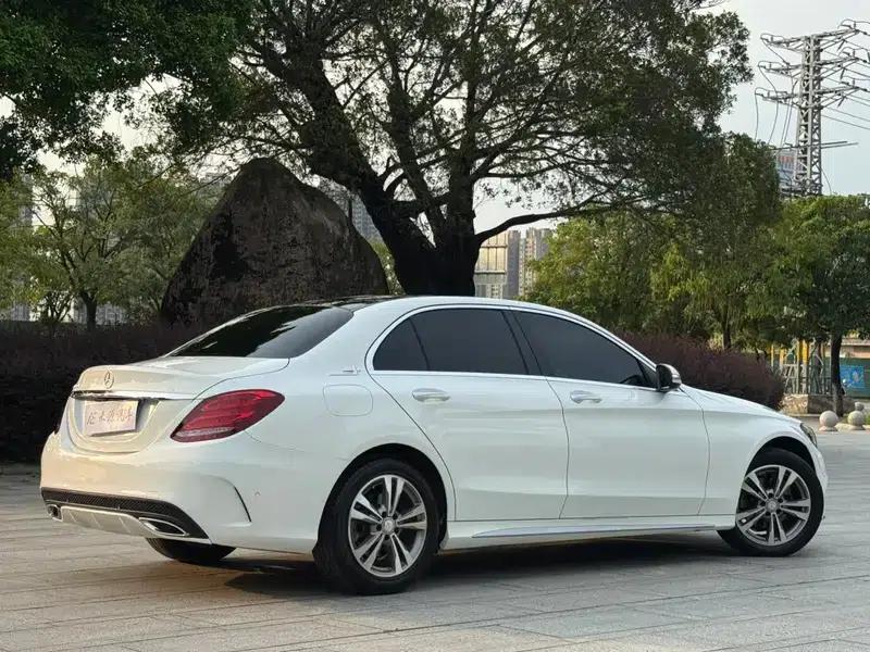 2016 Mercedes-Benz C-Class C 200 L Sport — миниатюра 7