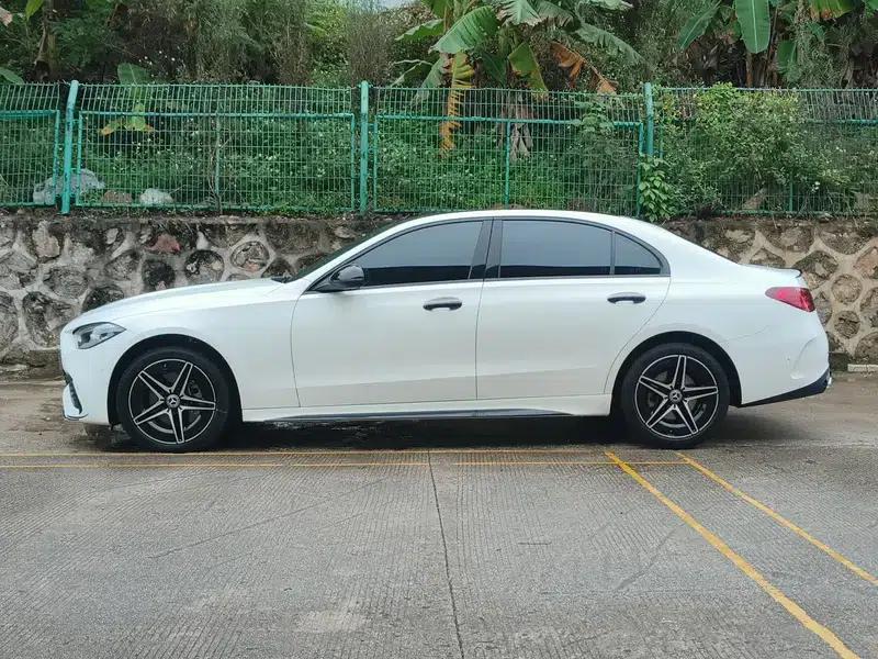 Mercedes-Benz C-Class 2024 Model, Third Facelift, C 260 L Sport Night Edition — миниатюра 3