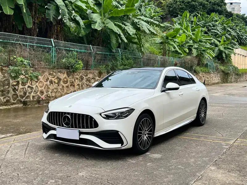 2022 Mercedes-Benz C-Class C 260 L Sport Edition — миниатюра 1