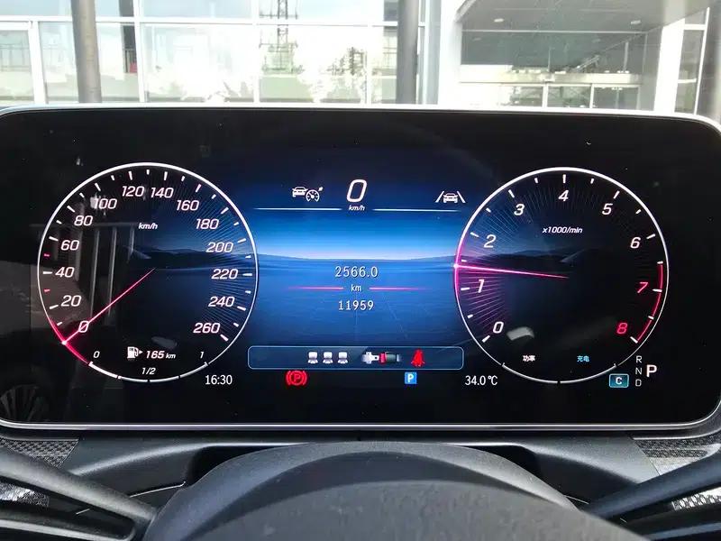 2025 Mercedes-Benz C-Class C 260 L Sport Edition — миниатюра 8