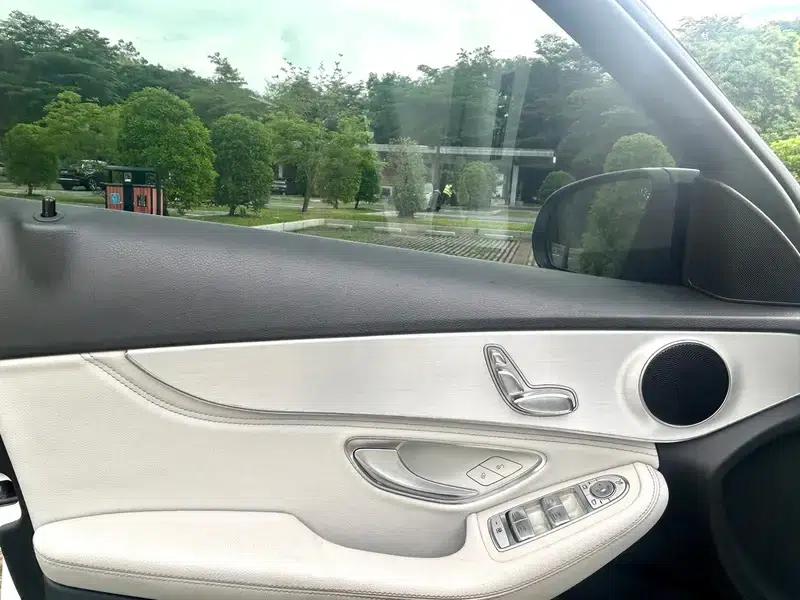 Mercedes-Benz C-Class 2017 Facelift C 200 Sport Edition — миниатюра 17