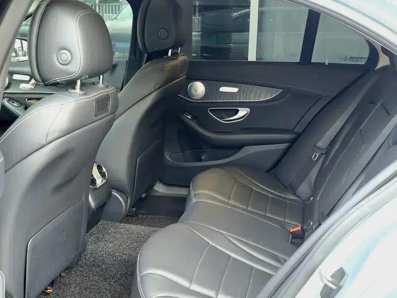 2017 Mercedes-Benz C-Class C 200 L Sport Edition — миниатюра 11