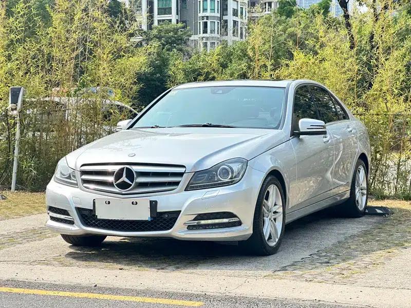 Mercedes-Benz C-Class 2011 C 260 CGI Fashion Model — миниатюра 1