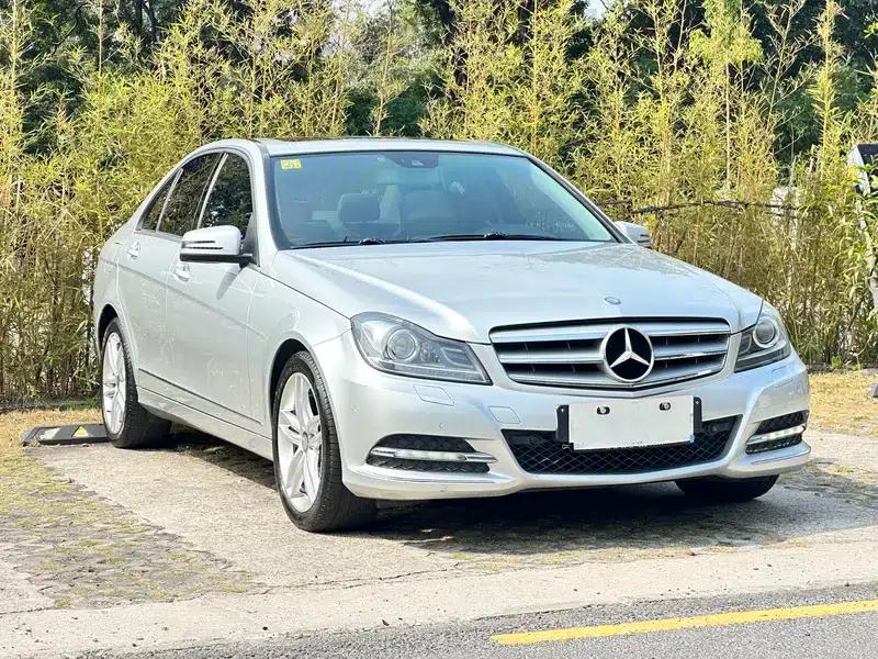 Mercedes-Benz C-Class 2011 C 260 CGI Fashion Model — миниатюра 3