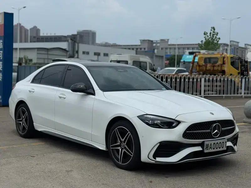 Mercedes-Benz C-Class 2023 Facelift C 260 L Sport Night Edition — миниатюра 3