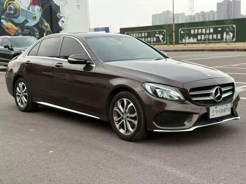 Mercedes-Benz C-Class 2015 Facelift C 200 L Sport — миниатюра 3