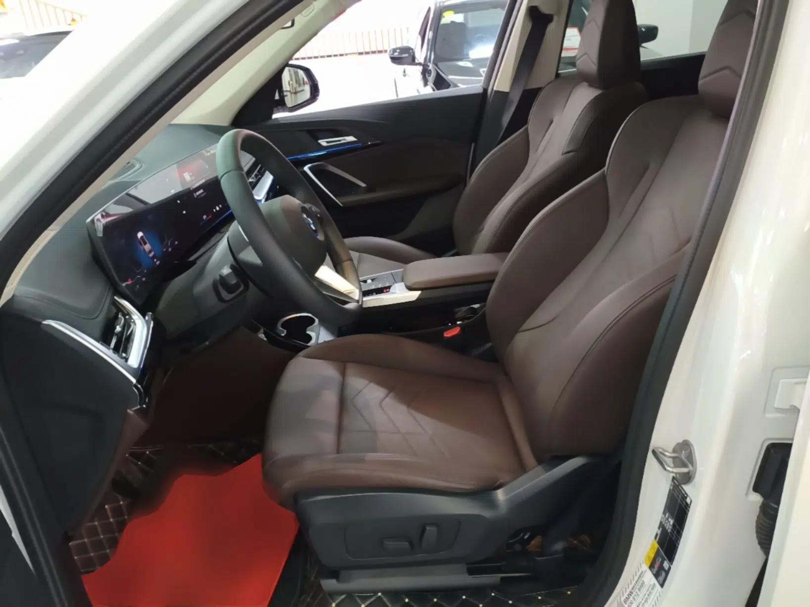 BMW iX1 2023 eDrive25L X Design Package — миниатюра 22