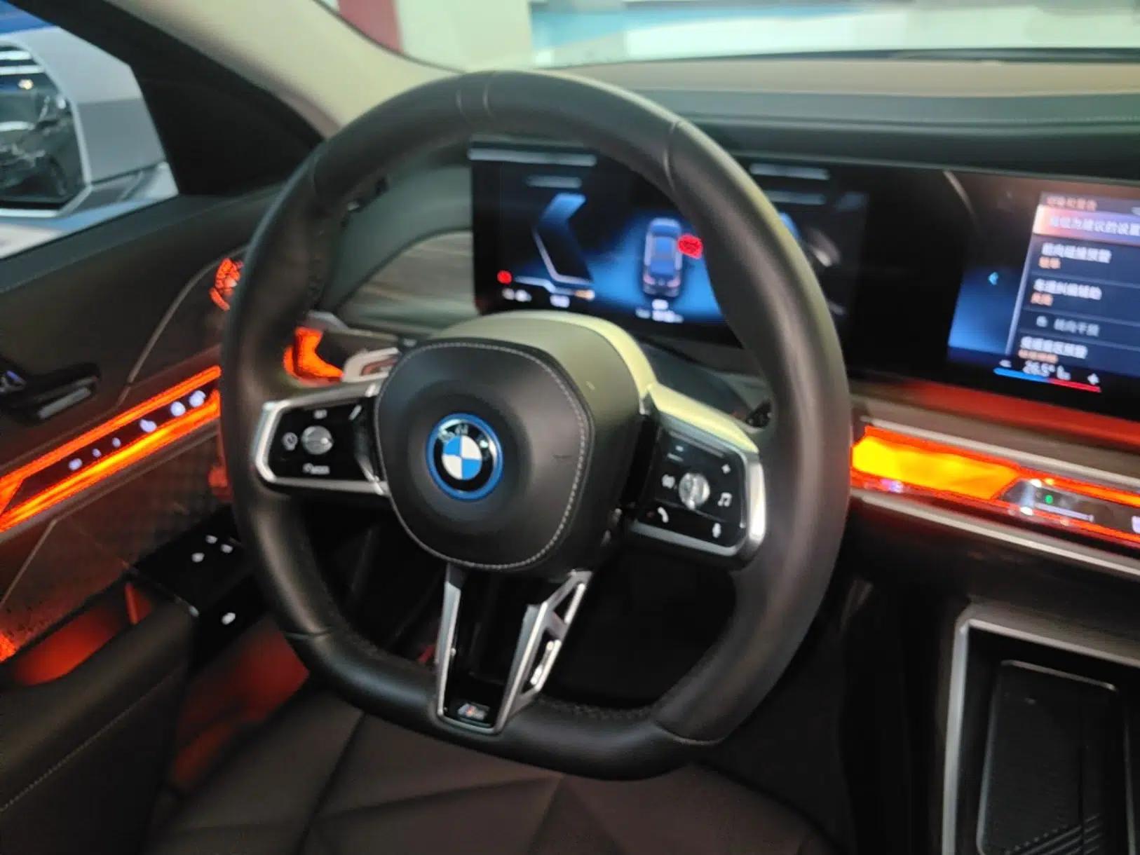 BMW i7 2023 eDrive50L Leading M Sport Package — миниатюра 13