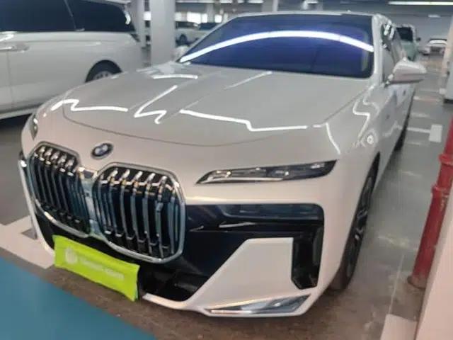 BMW i7 2023 eDrive50L Leading M Sport Package