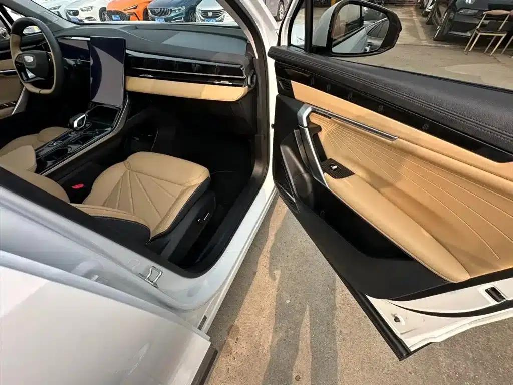 Geely Boyue L 2023 1.5TD DCT Premium Edition — миниатюра 16