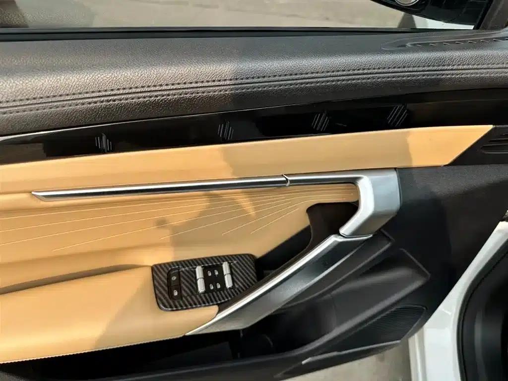 Geely Boyue L 2023 1.5TD DCT Premium Edition — миниатюра 8
