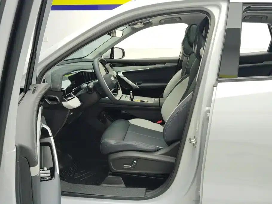 Geely Boyue L 2024 1.5TD DCT Premium Edition — миниатюра 9