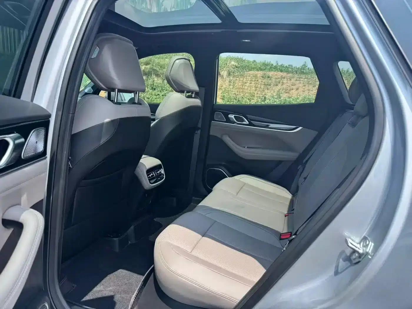 Geely Boyue L 2025 Fourth Generation 1.5TD DCT (Mountain and River) — миниатюра 6