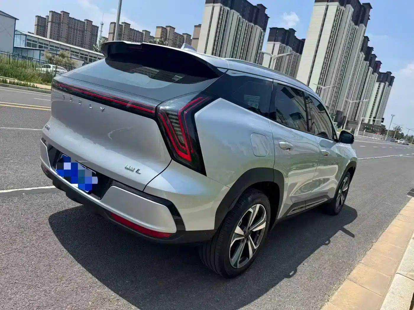 Geely Boyue L 2025 Fourth Generation 1.5TD DCT (Mountain and River) — миниатюра 9