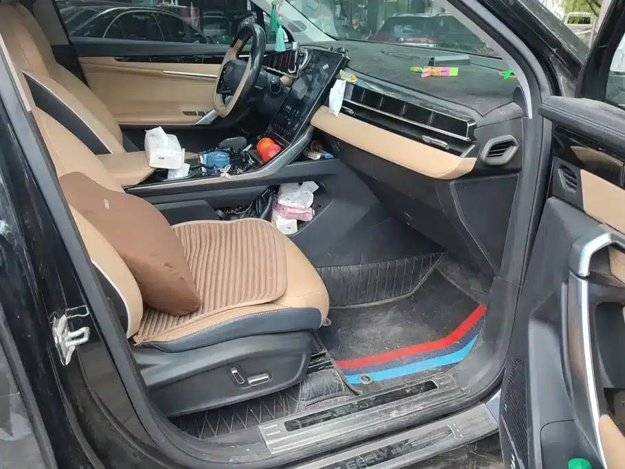 Geely Boyue L 2023 1.5TD DCT Premium Edition — миниатюра 8
