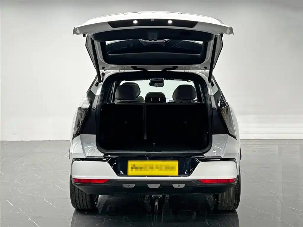 Geely Boyue L 2025 Fourth Generation 1.5TD DCT (Mountain and River) — миниатюра 11