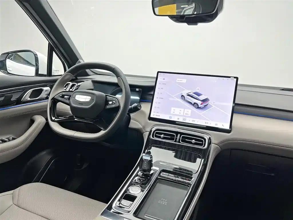 Geely Boyue L 2025 Fourth Generation 1.5TD DCT (Mountain and River) — миниатюра 24