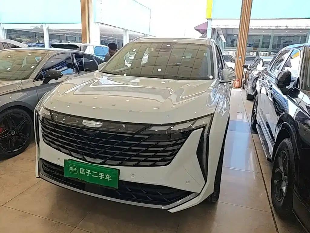 Geely Boyue L 2023 1.5TD DCT Premium Edition — миниатюра 2
