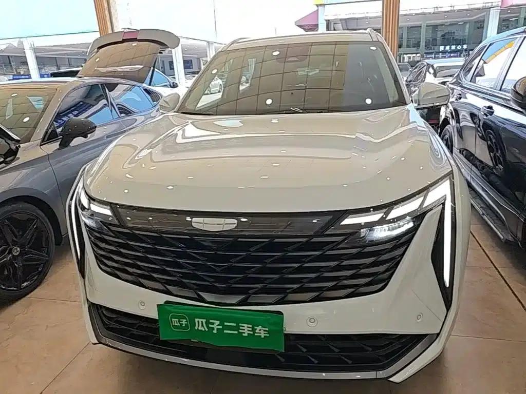 Geely Boyue L 2023 1.5TD DCT Premium Edition — миниатюра 3