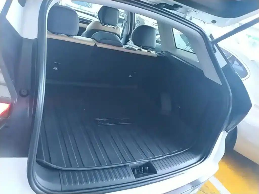 Geely Boyue L 2023 2.0TD DCT Flagship Edition — миниатюра 19