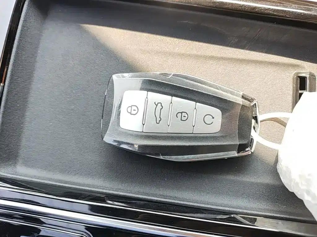 Geely Boyue L 2025 Fourth Generation 1.5TD DCT (Mountain and River) — миниатюра 9
