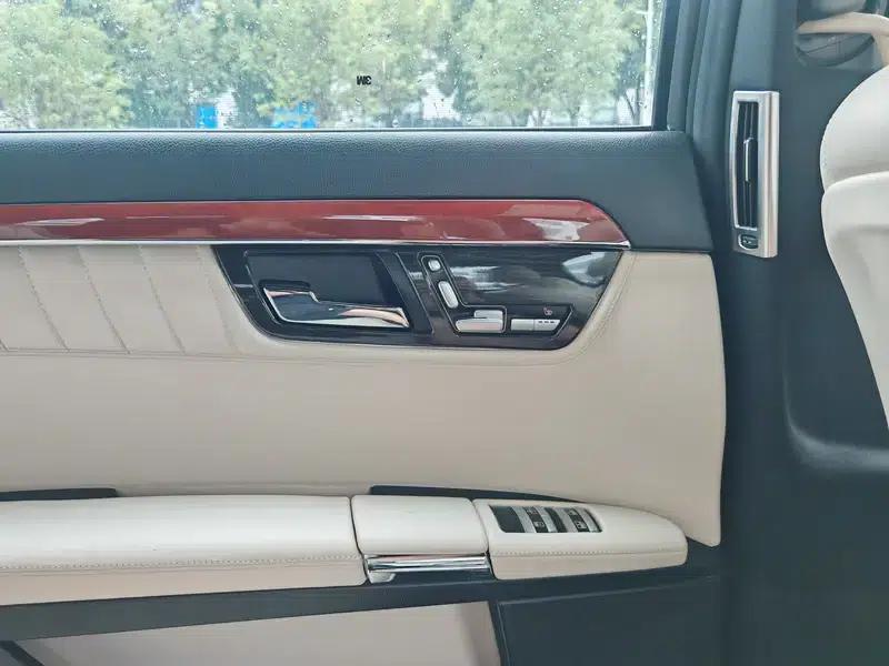 Mercedes-Benz S-Class 2006 S 300 — миниатюра 10