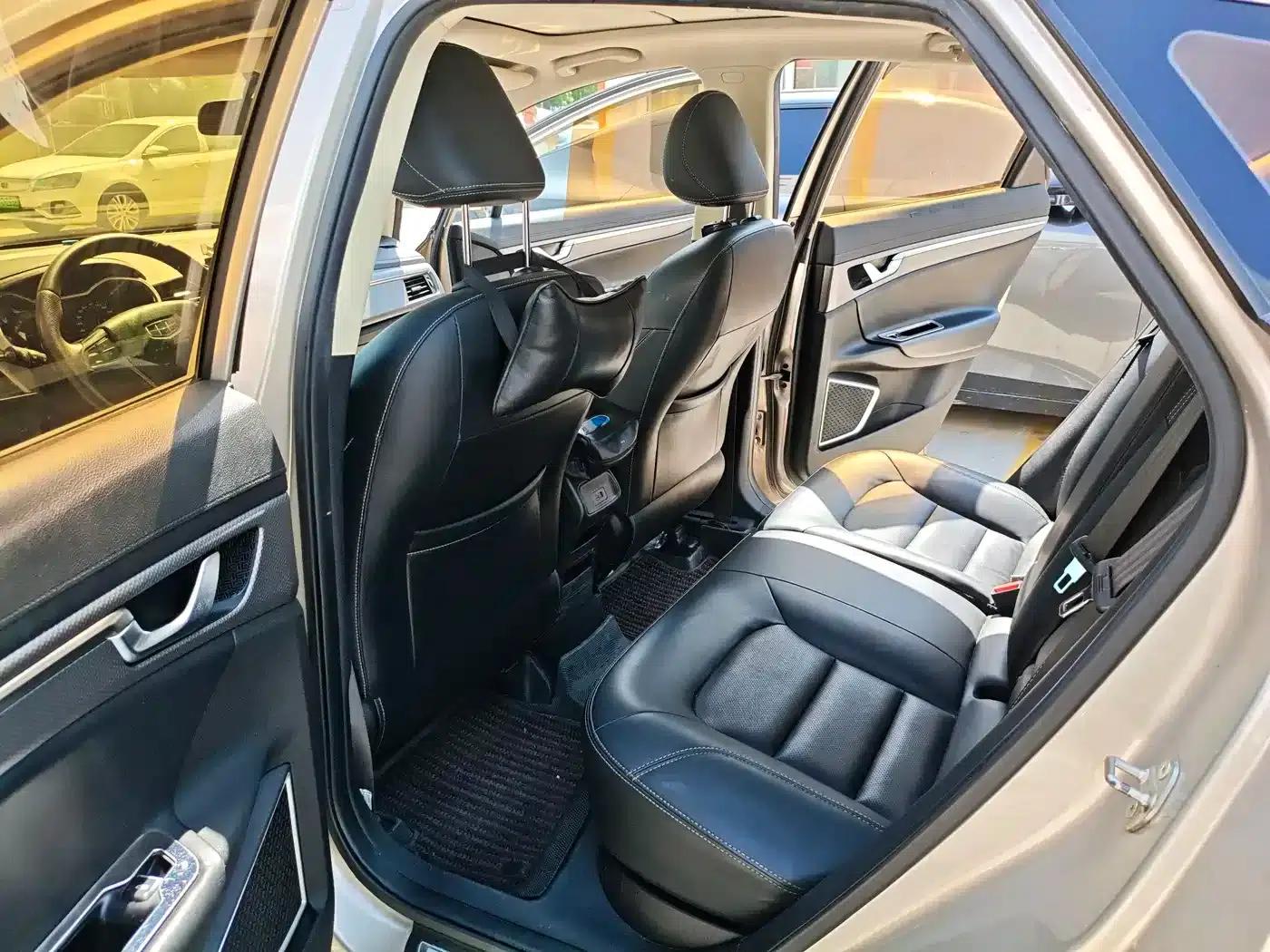 Geely GS 2016 Sport Edition 1.8L Automatic Premium Model — миниатюра 9