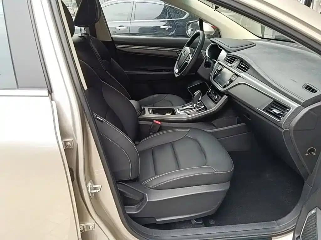 Geely GS 2016 Sport Edition 1.8L Automatic Premium Model — миниатюра 25
