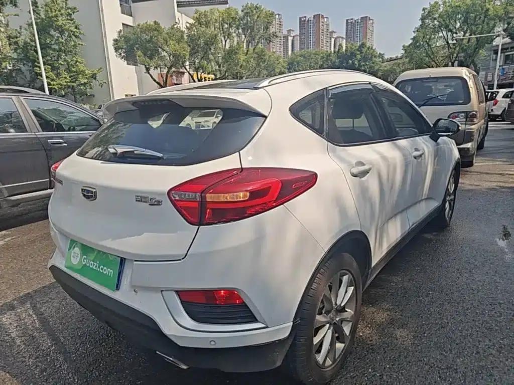 Geely GS 2016 Elegant Edition 1.8L Automatic Leading Model — миниатюра 7
