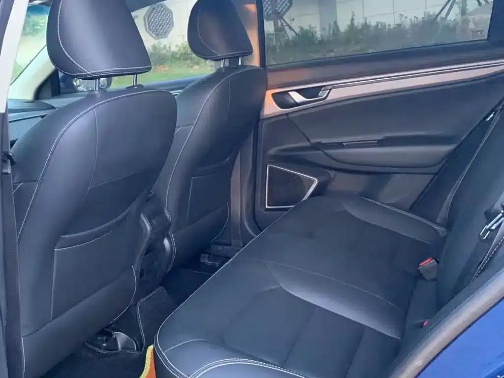 Geely Emgrand GL 2018 1.4T DCT Elite Intelligent Connected Edition — миниатюра 7