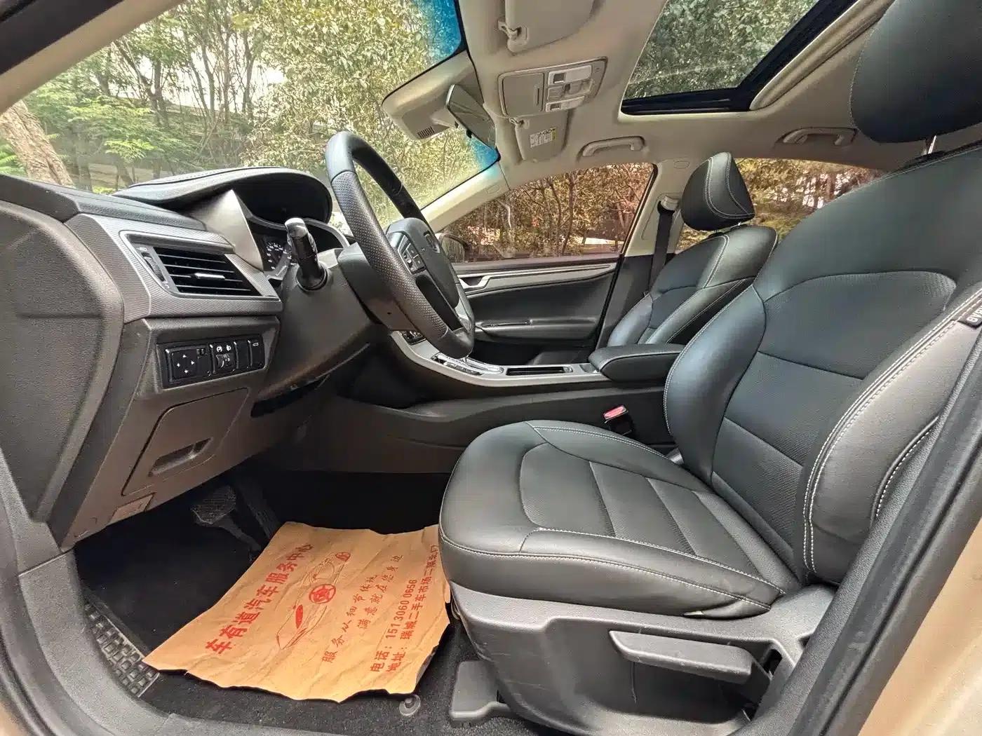 Geely Emgrand GL 2018 1.4T DCT Elite Intelligent Connected Edition — миниатюра 7
