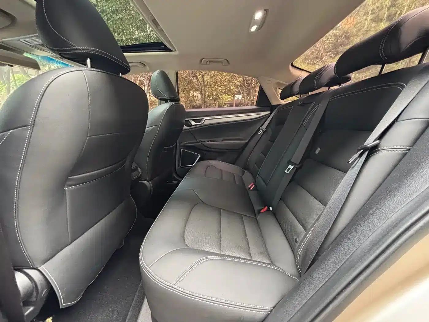 Geely Emgrand GL 2018 1.4T DCT Elite Intelligent Connected Edition — миниатюра 8