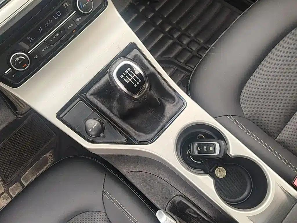 Geely Emgrand GL 2017 1.3T Manual Elite — миниатюра 14