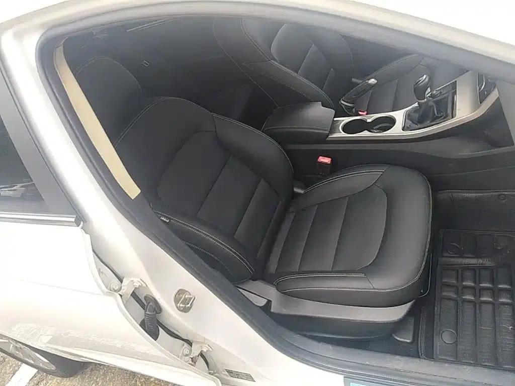 Geely Emgrand GL 2017 1.3T Manual Elite — миниатюра 25