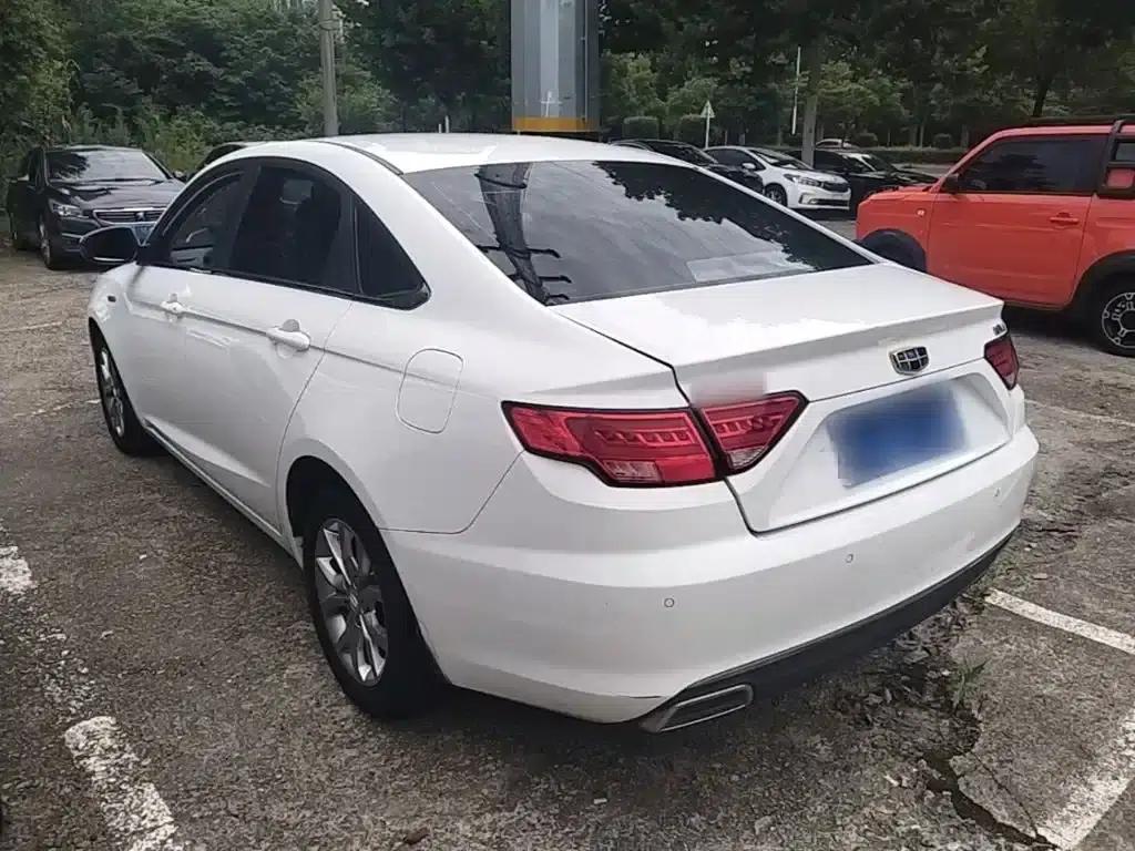 Geely Emgrand GL 2017 1.3T Manual Elite — миниатюра 5