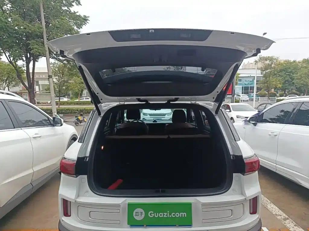 Geely ICON 2023 1.5TD Chocolate Edition — миниатюра 19