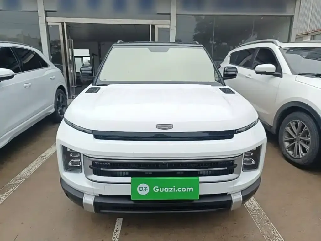 Geely ICON 2023 1.5TD Chocolate Edition — миниатюра 3