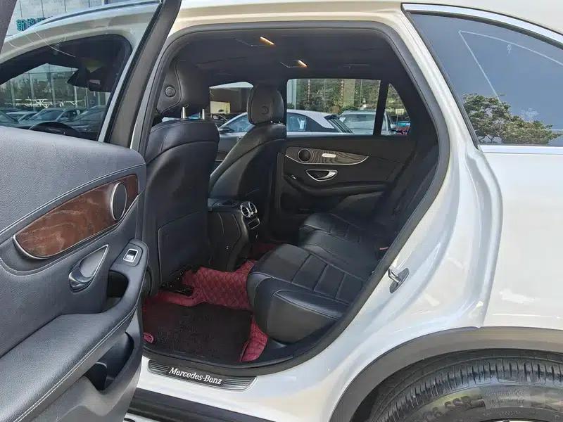 2020 Mercedes-Benz GLC 300 L 4MATIC Dynamic — миниатюра 15